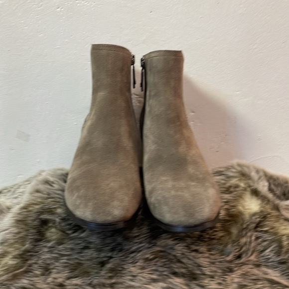 Blondo Waterproof Never Worn Suede Leather Heeled Ankle Boots-7.5-#0034 - Picture 5 of 16